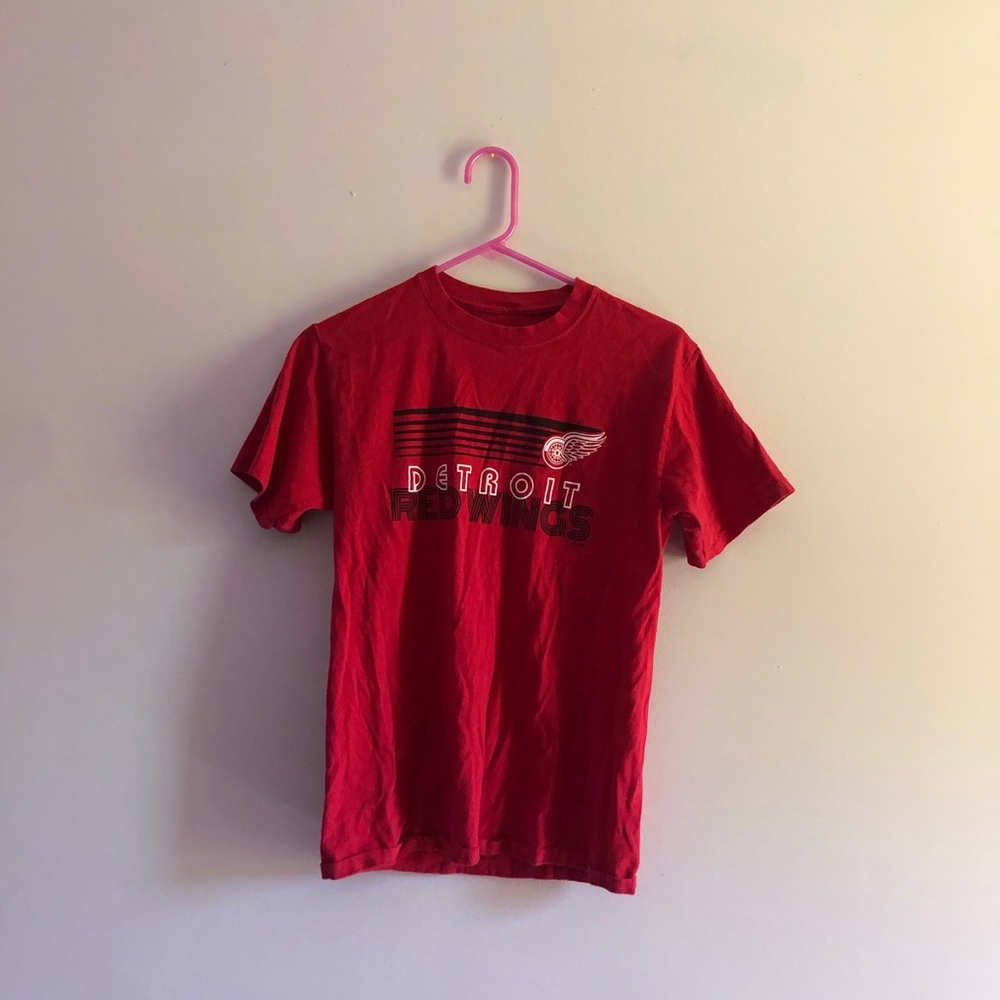 RED WINGS TEE